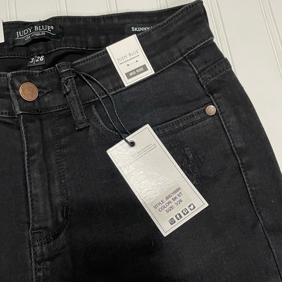 NWT Judy Blue Leopard Patch Skinny Black Jeans - Picture 7 of 10